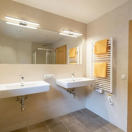 Σπίτι διακοπών Cozy Holiday In Saalbach-hinterglemm With Terrace *